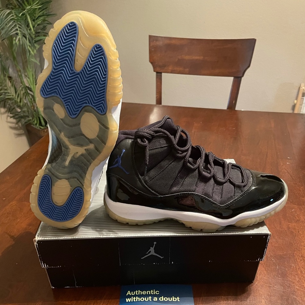 Air Jordan 11 space jam OG 2000